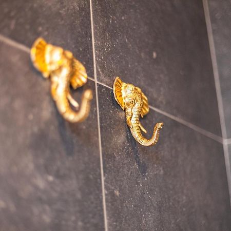 Luxury Suites Boutique By Rikas Hotels 安特卫普 外观 照片